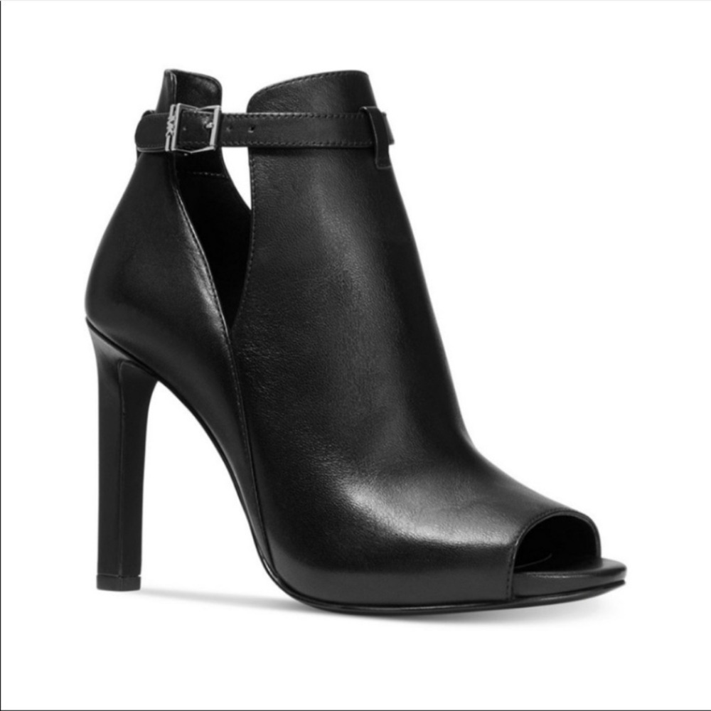 Michael Kors Lawson High-Heel Buckled Shooties/ Bootie Heel sz7.5 -worn once